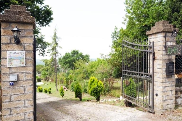 Bed And Breakfast Romantica Evasione Sutri Eksteriør billede