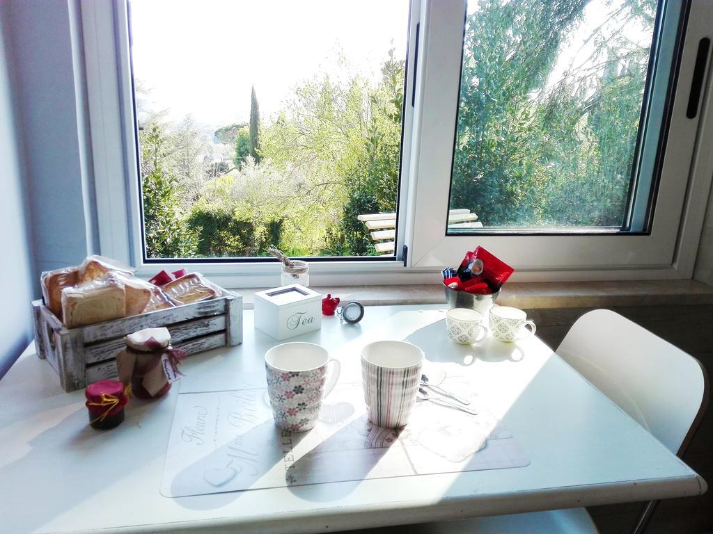 Bed And Breakfast Romantica Evasione Sutri Eksteriør billede