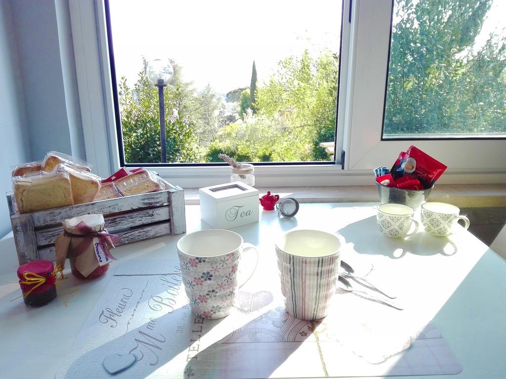 Bed And Breakfast Romantica Evasione Sutri Eksteriør billede