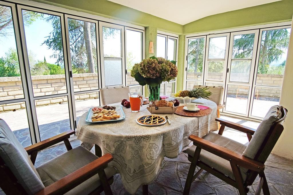 Bed And Breakfast Romantica Evasione Sutri Eksteriør billede