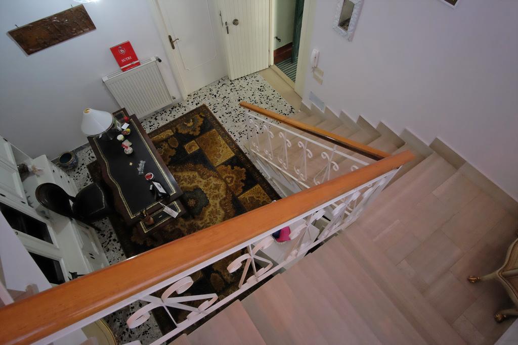 Bed And Breakfast Romantica Evasione Sutri Eksteriør billede